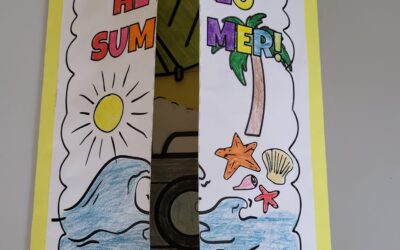 Nasi uczniowie już czują nadchodzące kalendarzowe lato. W tym tygodniu przygotowali lapbook o letniej tematyce, aby utrwalić wakacyjne słownictwo angielskie.